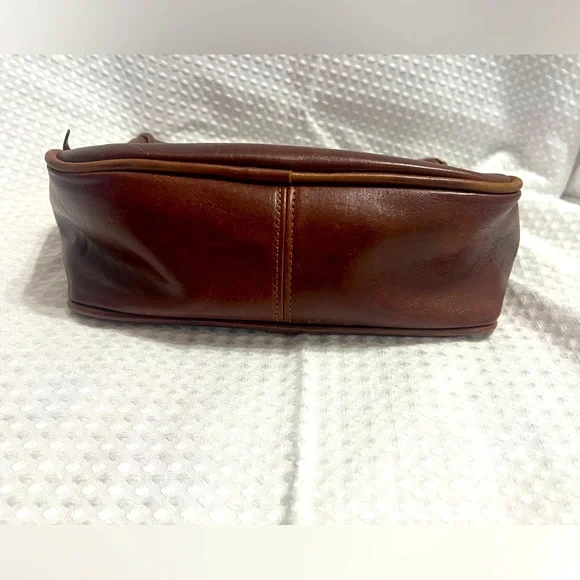 JW Hulme Excursion Handbag Purse Crossbody Bag Made in USA Leather - Picture 5 of 11